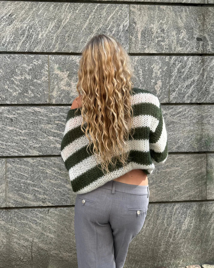 Levoire | Pull de printemps rayé pour élégance moderne