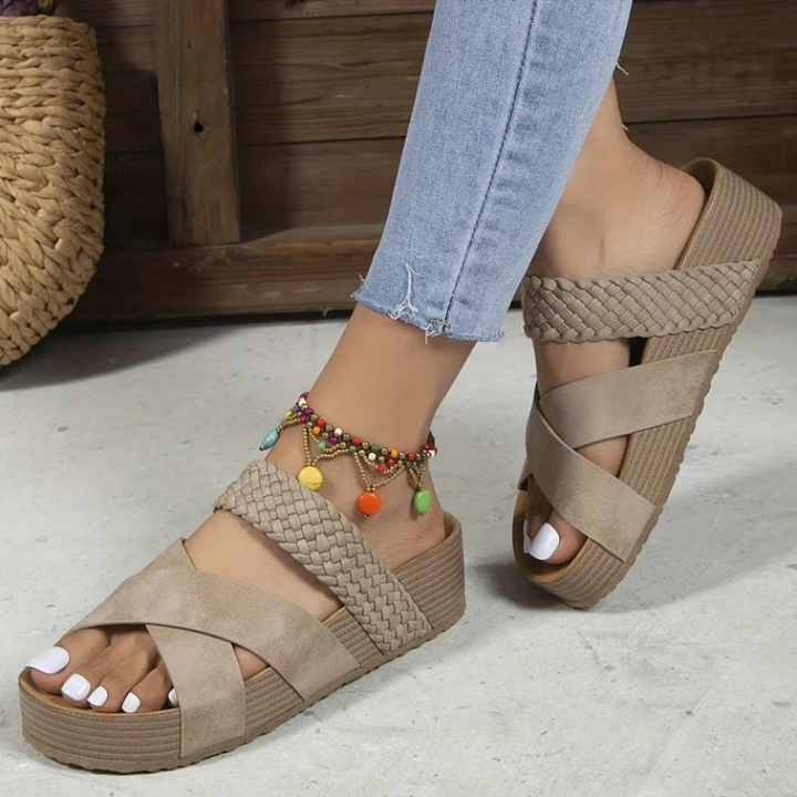 Levoire | Slip On Tjick Sole Slides Sandales Pour Femmes
