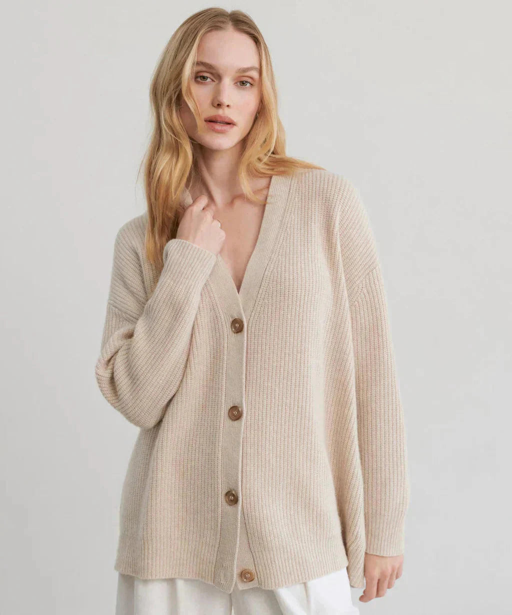 Levoire | Gilet Pour Femmes Avec Fermeture À Boutons Et Décolleté En V En Cachemire Tricoté Beige