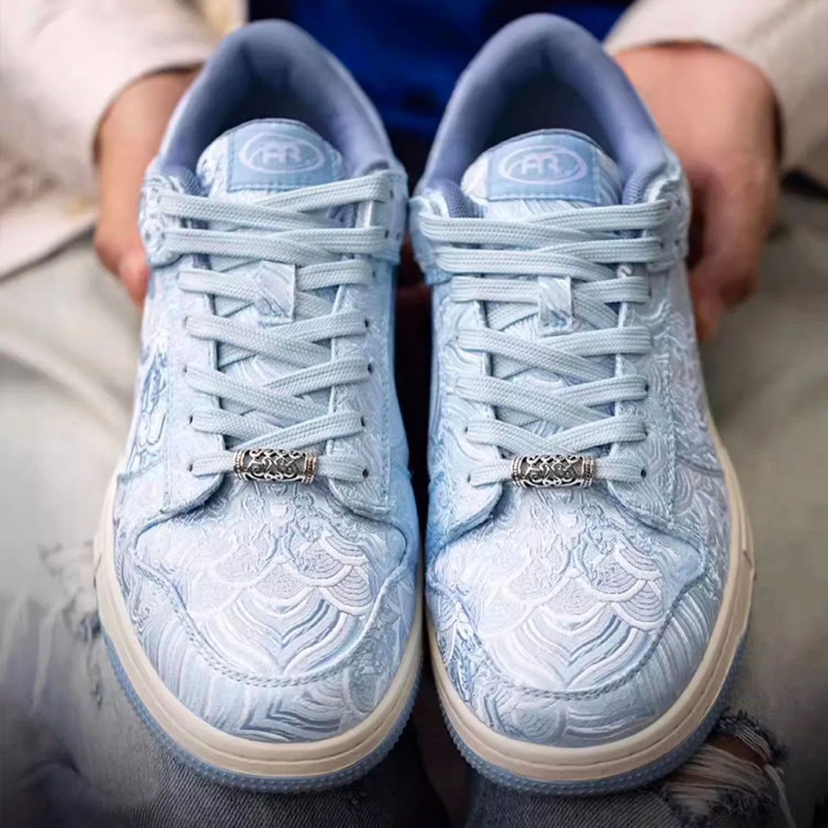 Levoire | Baskets Légères En Soie Résistante