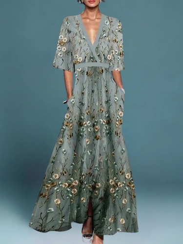 Levoire | Robe Longue À Fleurs Avec Une Silhouette Élégante
