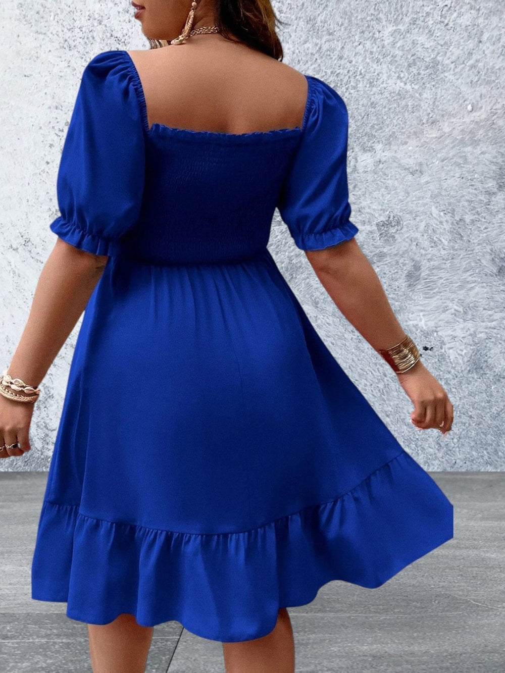 Levoire | Grande Taille Robe Smock À Manches Courtes Avec Décolleté Carré