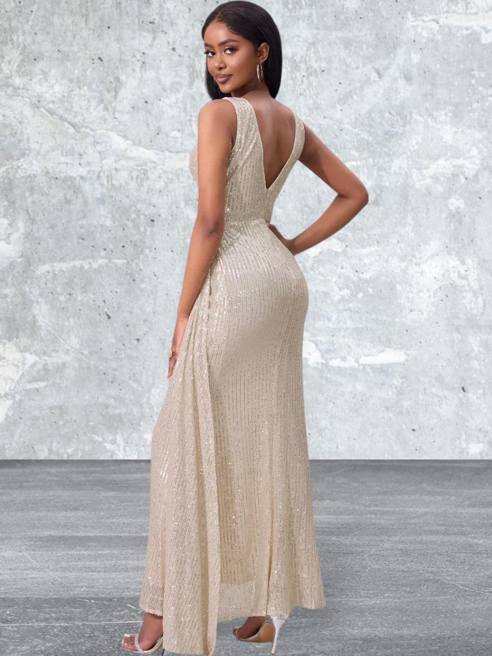 Levoire | Robe De Soirée À Paillettes Sans Manches Avec Fente