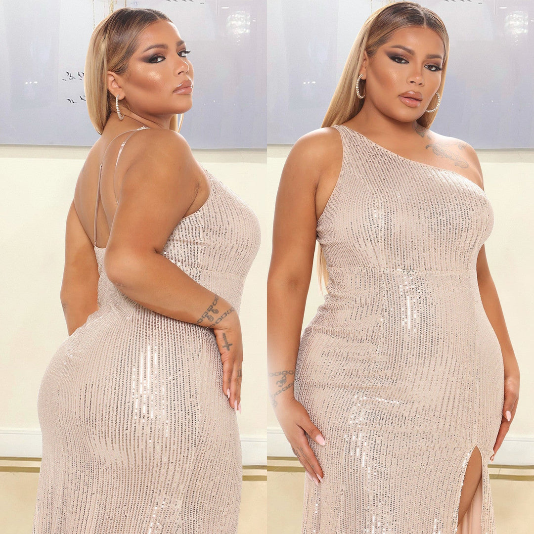 Levoire | longue fente latérale avec sequins une épaule sexy