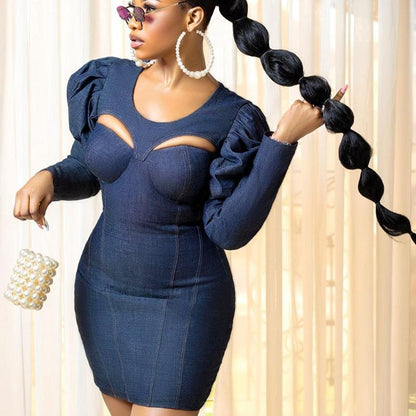 Levoire | robe courte ajustée à manches longues avec des volants