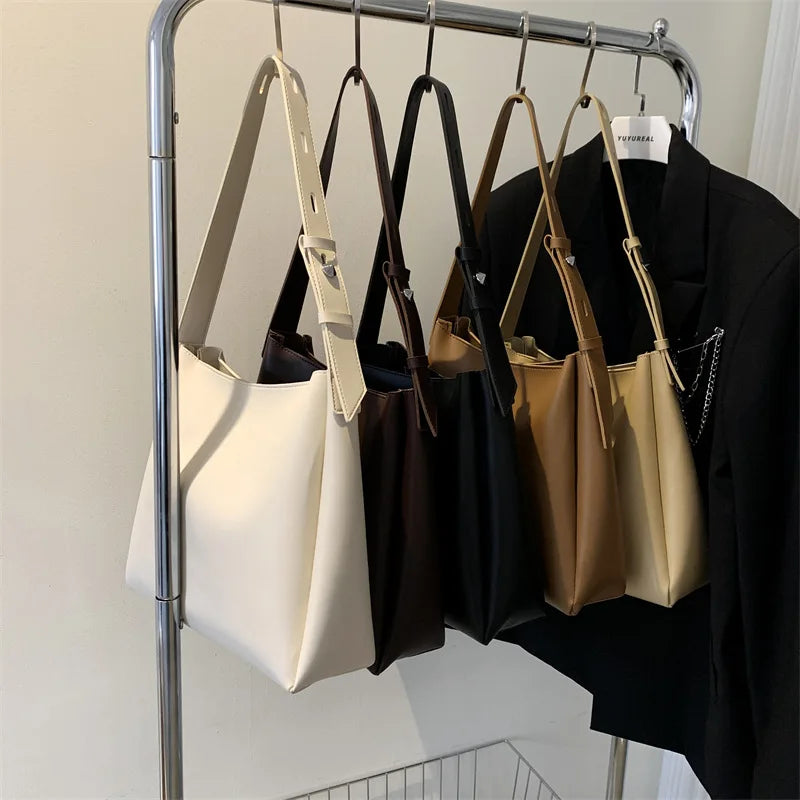 Levoire | Grand Sac À Main Et Sa Pochette