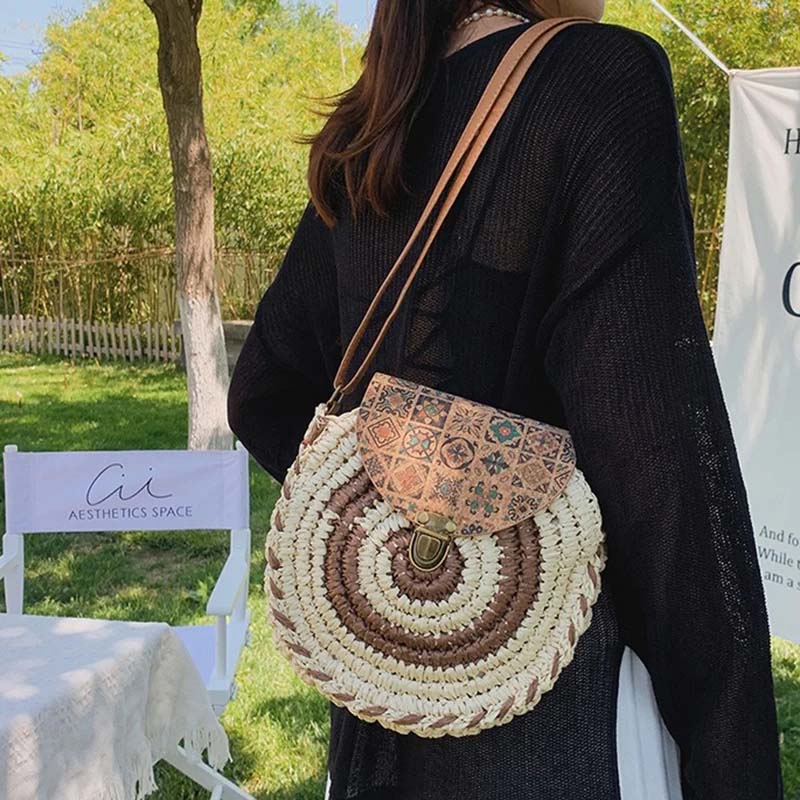 Levoire | En Paille Style Ethnique