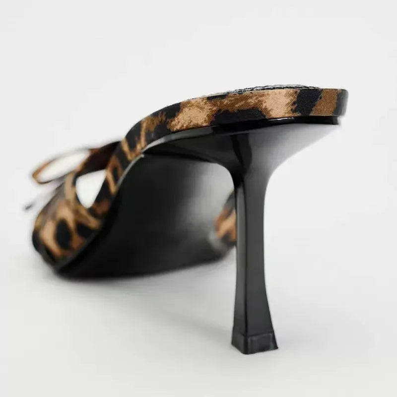 Levoire | Chaussures À Talons Hauts Avec Lacets Et Motif Léopard