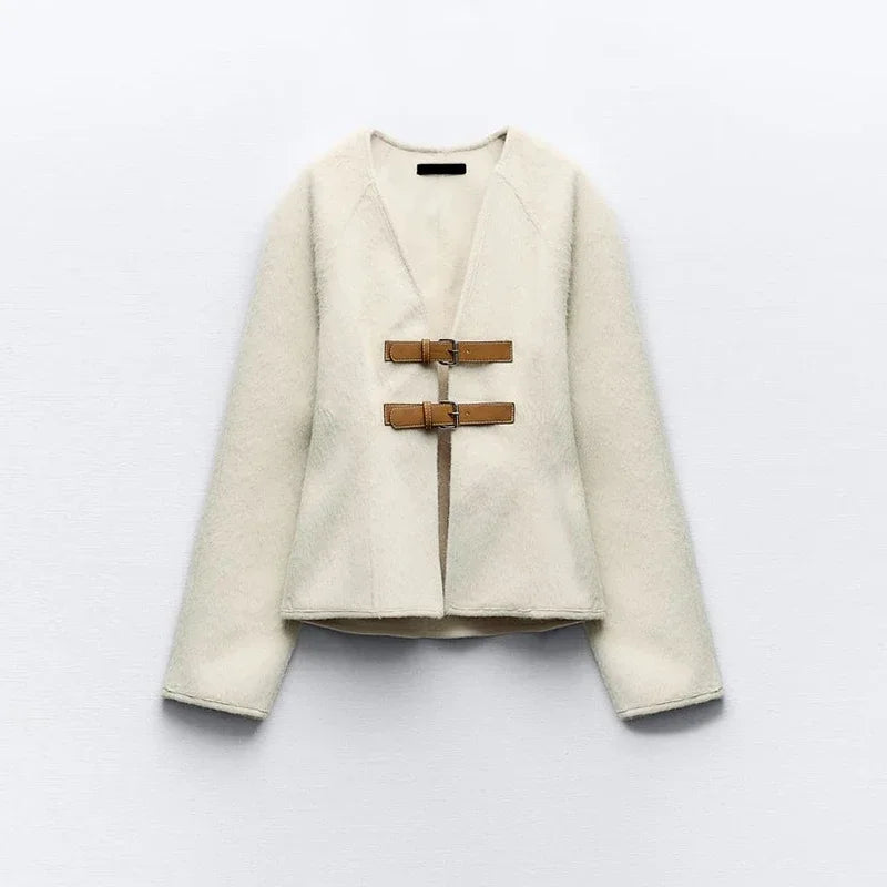Levoire | Chic Boucle Coat For Cool Seasons