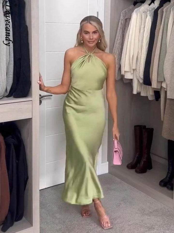 Levoire | Robe Maxi Décolletée Sans Dos En Satin