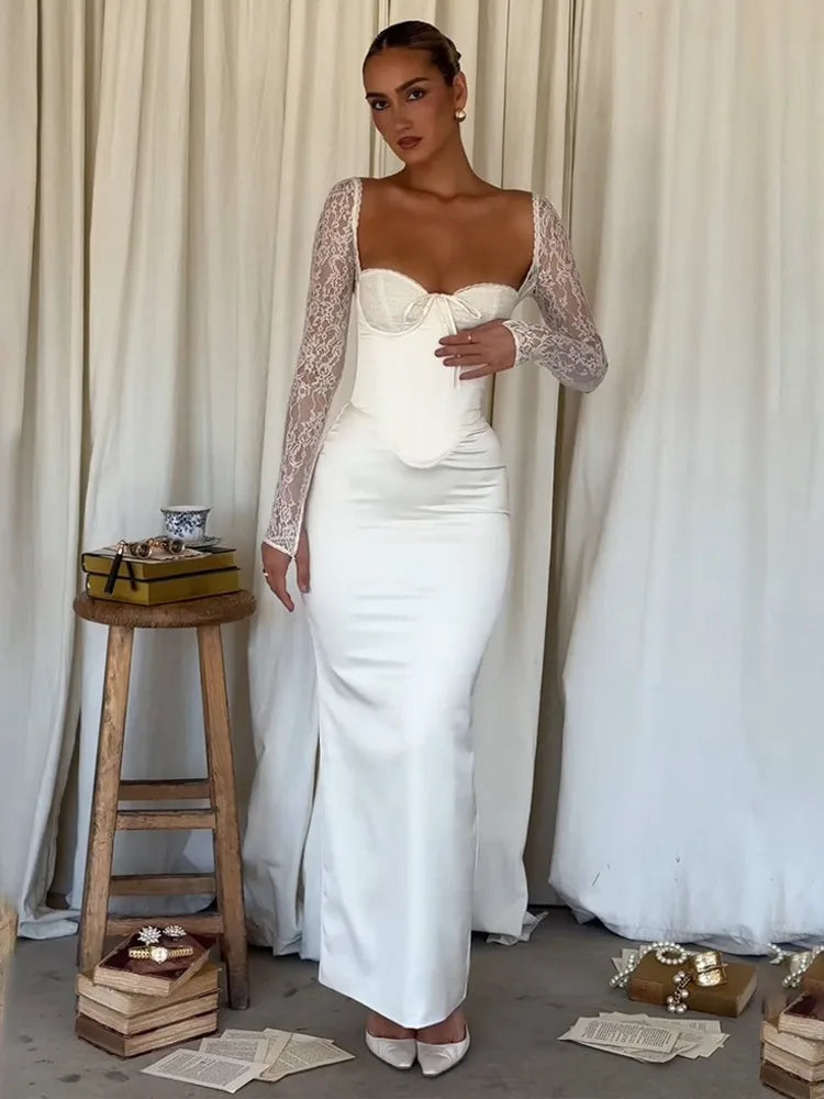 Levoire | Robe Elégante En Satin Avec Dentelle