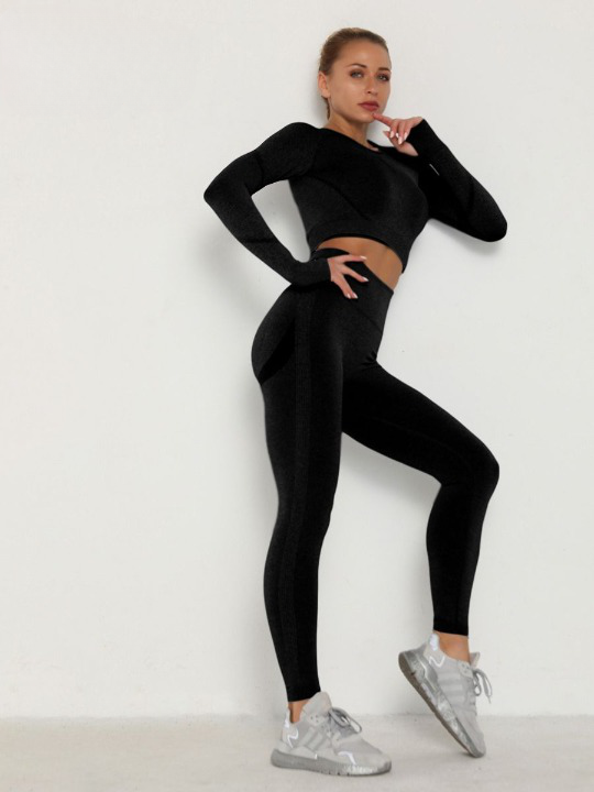 Levoire | Ensemble De Sport 2 Pièces Ressentez-Vous À L'Aise Dans Cet Ensemble Délicieux