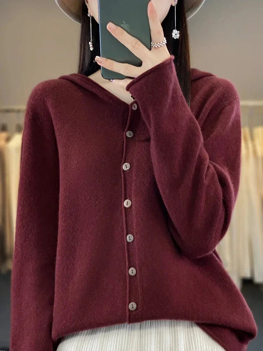 Levoire | Pull En Cachemire À Manches Chauve-Souris Avec Bonnet Et Bouton Rot