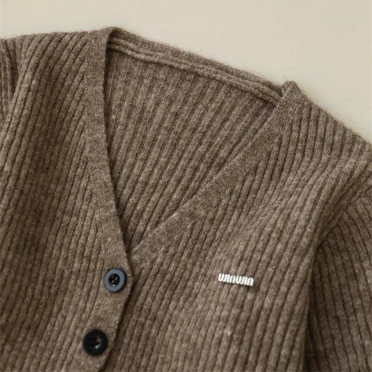 Levoire | Écharpe En Cachemire Prête Pour Le Bureau Et Pantalon Taille Haute Dans L'Ensemble Assorti