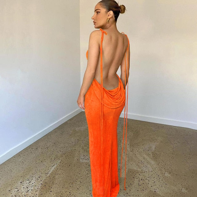 Levoire | Robe Décolleté Dans Le Dos Faites Une Magnifique Entrée Et Départ