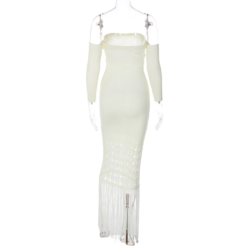 Levoire | Robe Maxi Dénudée À Franges En Tricot À Manches Longues
