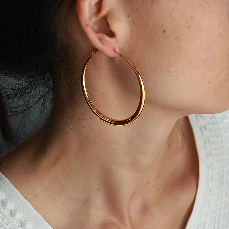 Levoire | Boucles Rondes Pendantes Or-03