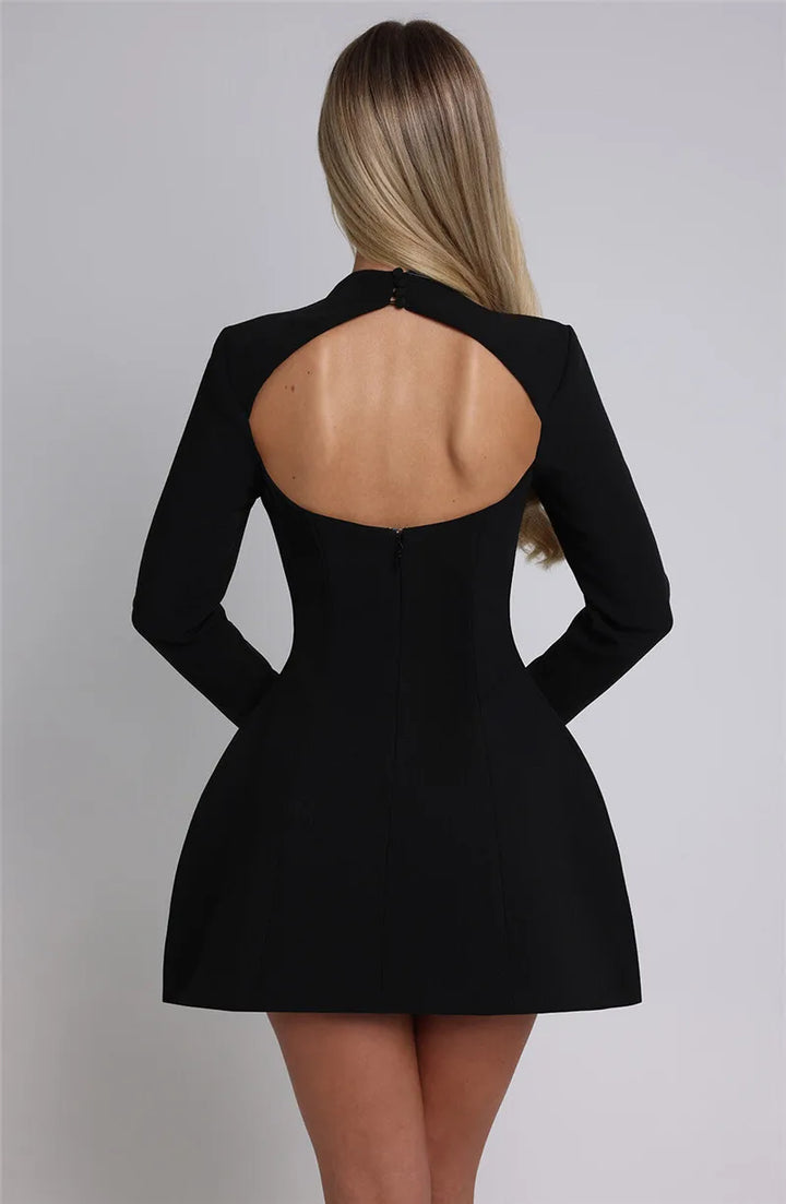 Levoire | Robe Mini Sexy Échancrée Pour Un Style Féminin Et Moderne