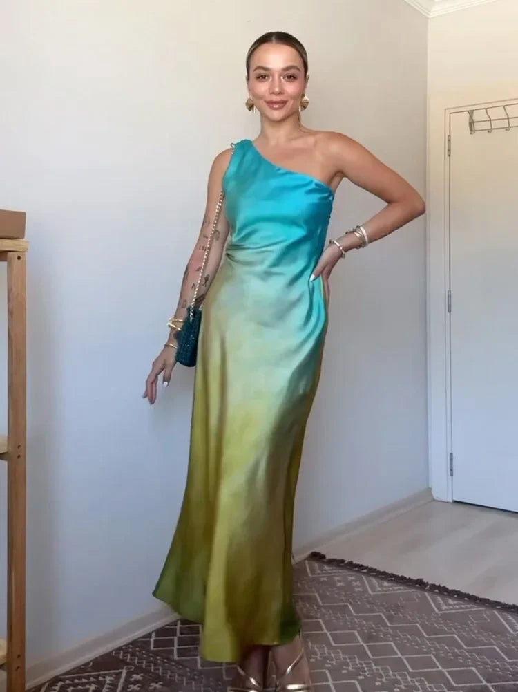 Levoire | Robe Longue Élégante Dégradée Couleur Épaule Unique