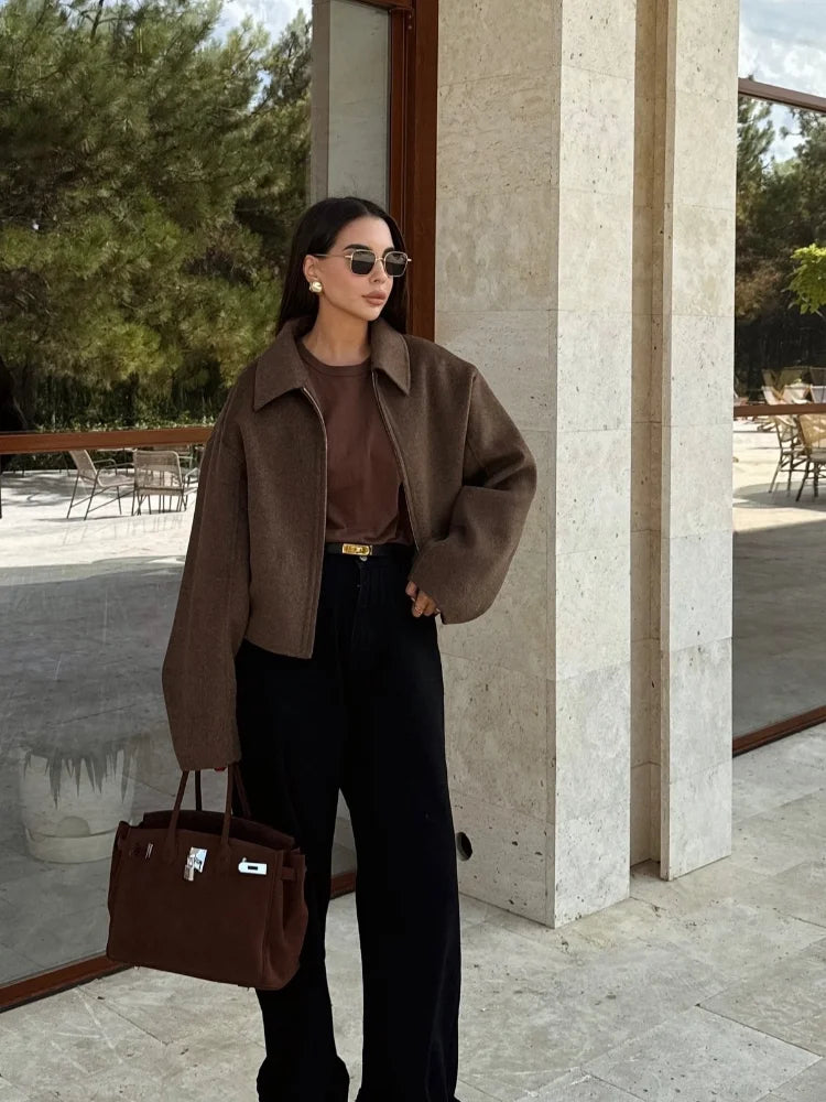 Levoire | Veste En Laine Brune Pour Femmes Avec Un Col Élégant Khaki