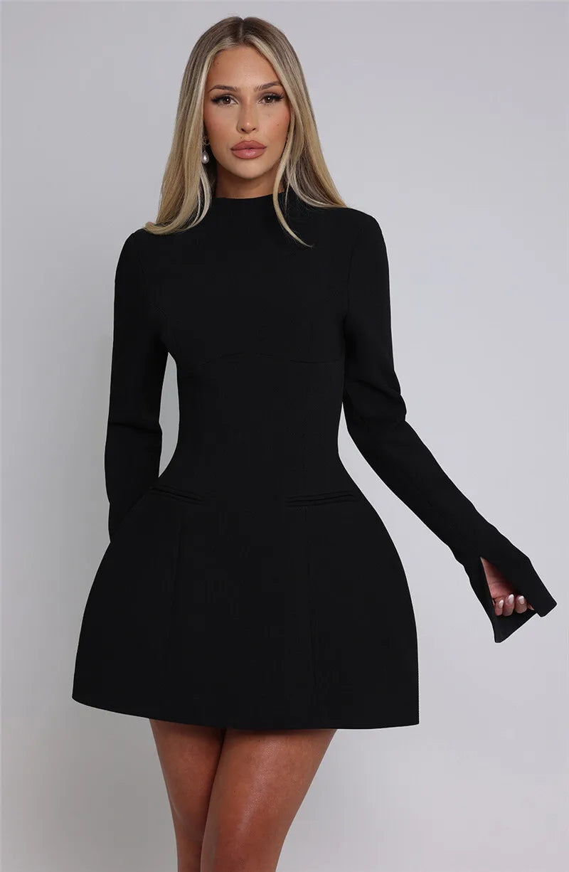 Levoire | Robe Mini Sexy Échancrée Pour Un Style Féminin Et Moderne
