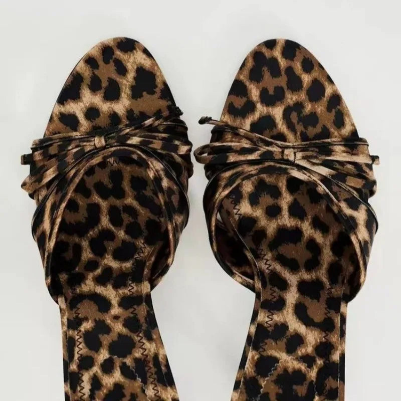 Levoire | Chaussures À Talons Hauts Avec Lacets Et Motif Léopard