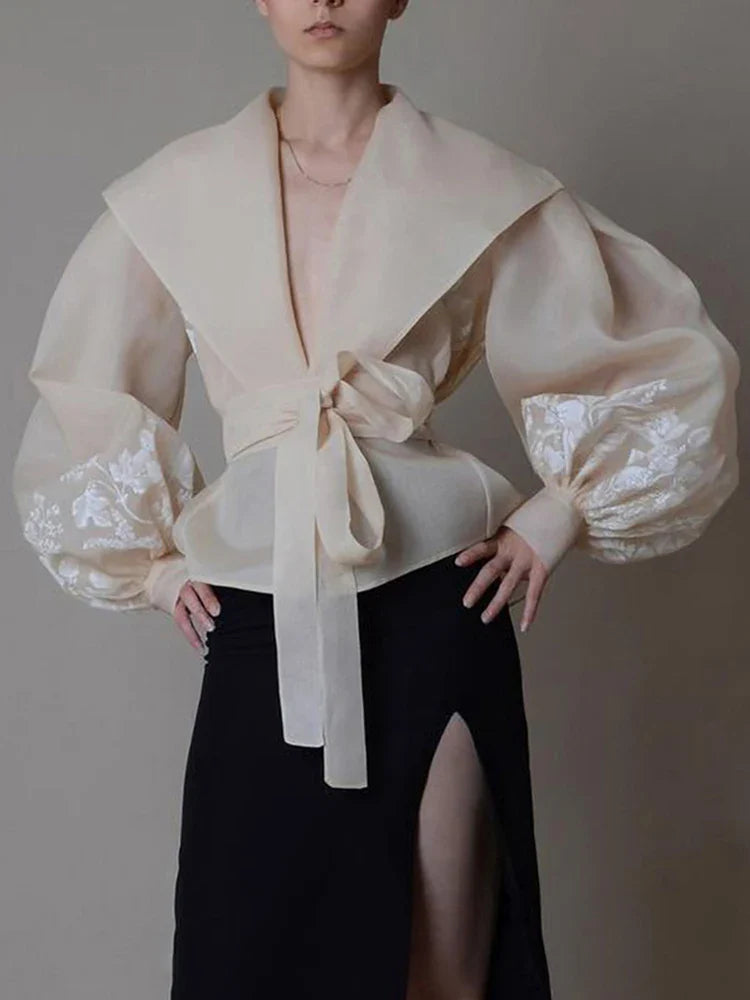 Levoire | Blouse En Organza Vintage Pour Femmes Avec Col Revers, Détails Lacés Et Nœud Abricot