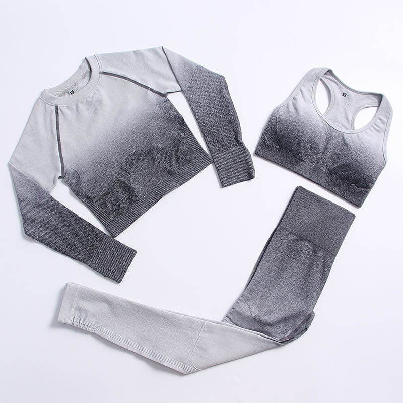 Levoire | Ensemble De Trois Pièces De Survêtement Pour Utilisation Active Gris clair