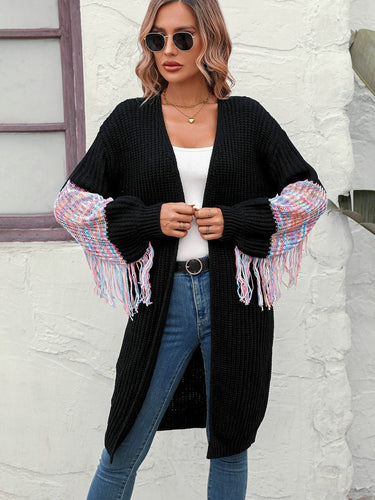 Levoire | Veste Longue En Tricot Noire Chaude Avec Des Franges Colorées