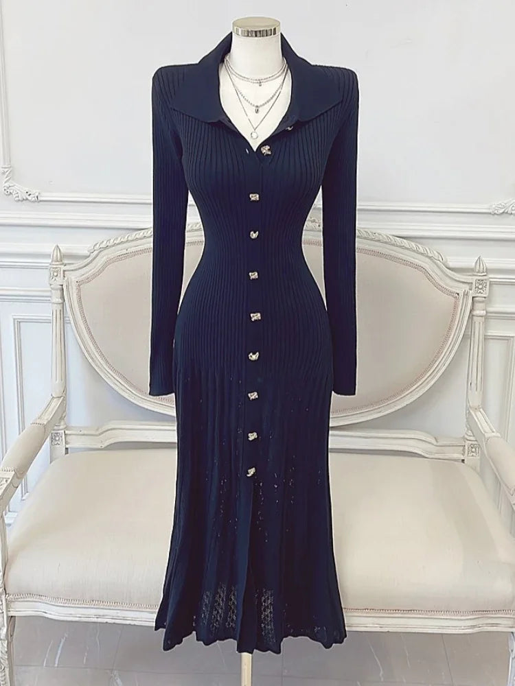 Levoire | Robe Élégante En Tricot Rétro Avec Patte De Boutonnage Noir Taille unique