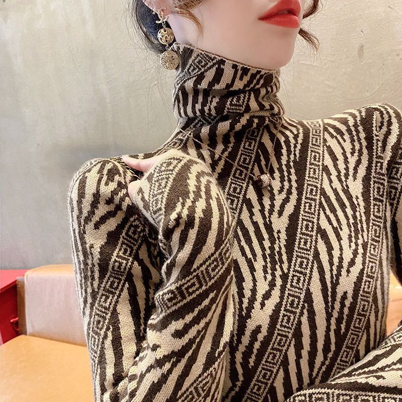 Levoire | Pull Rétro Élégant À Col Roulé Khaki