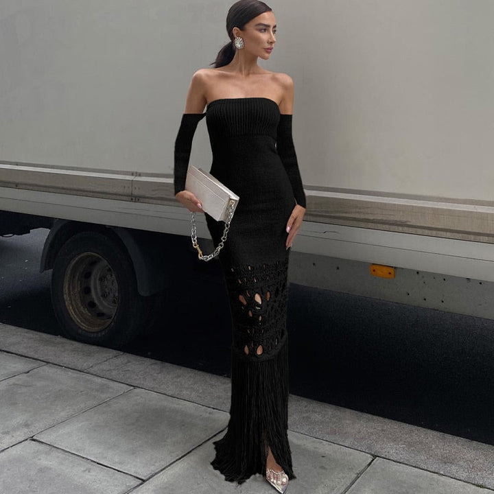 Levoire | Robe Maxi Dénudée À Franges En Tricot À Manches Longues