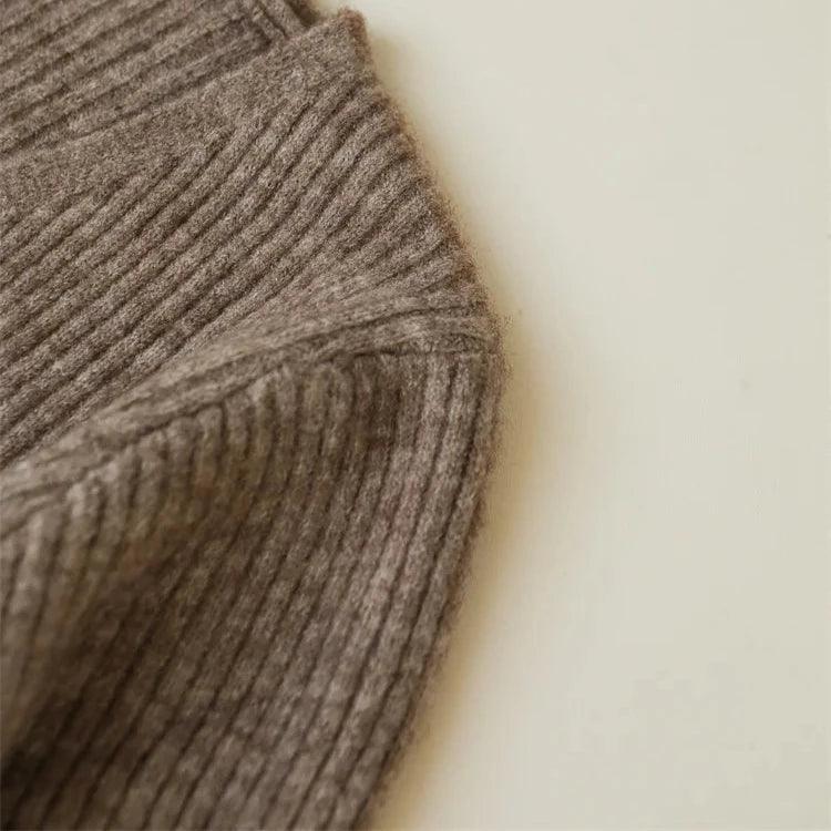 Levoire | Écharpe En Cachemire Prête Pour Le Bureau Et Pantalon Taille Haute Dans L'Ensemble Assorti