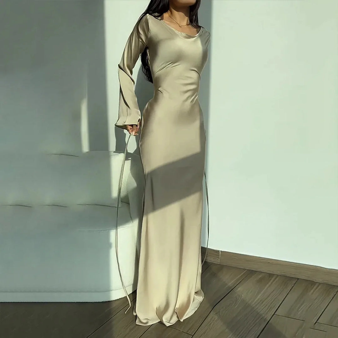 Levoire | Femme Robe élégante à manches longues Abricot