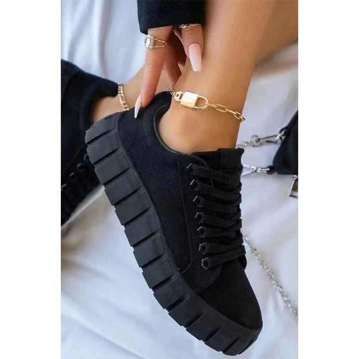 Levoire | Chaussures tendance et confortables pour femmes Noir