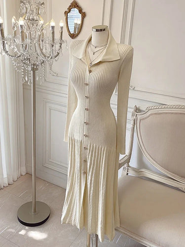 Levoire | Robe Élégante En Tricot Rétro Avec Patte De Boutonnage
