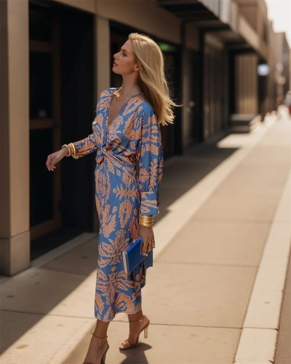 Levoire | Robe En Soie Élégante Avec Finition Brillante Bleu