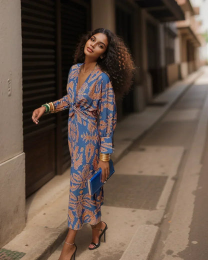 Levoire | Robe En Soie Élégante Avec Finition Brillante