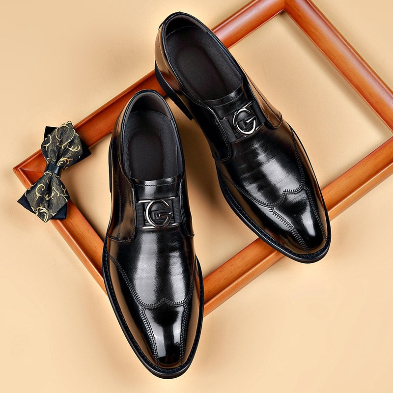 Levoire | Chaussures En Cuir Nobles Avec Une Coupe Élégante Noir