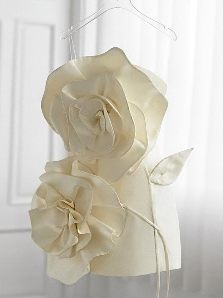 Levoire | Robe Blanche Avec Motif Floral Pour Un Look Frais Et Estival
