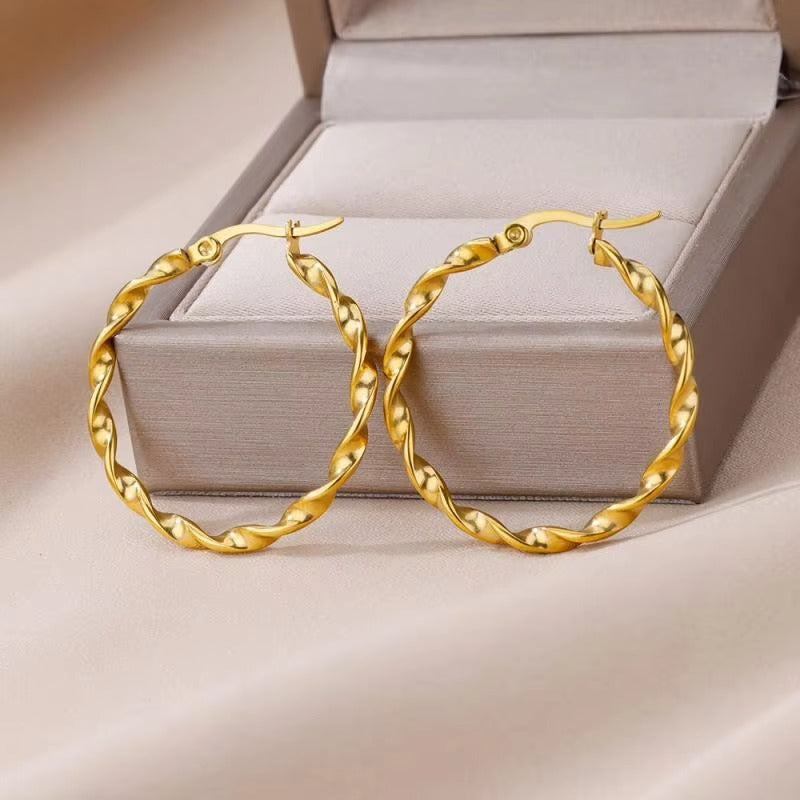 Levoire | Boucles D'Oreilles En Or Kierretty (32Mm)