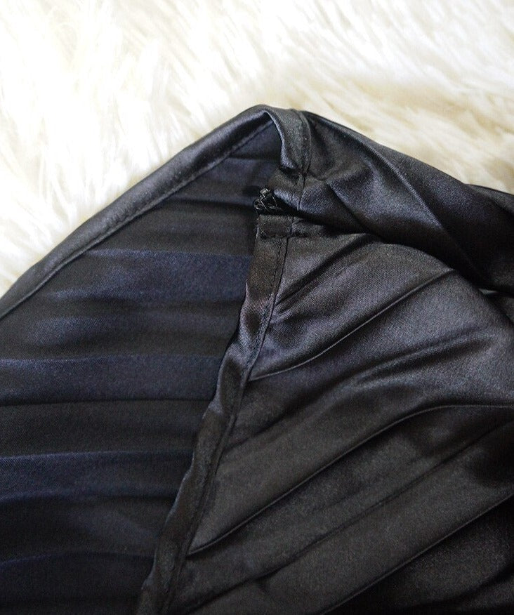 Levoire | Satinpuddings Plissé Lyskostakk Robes Longues