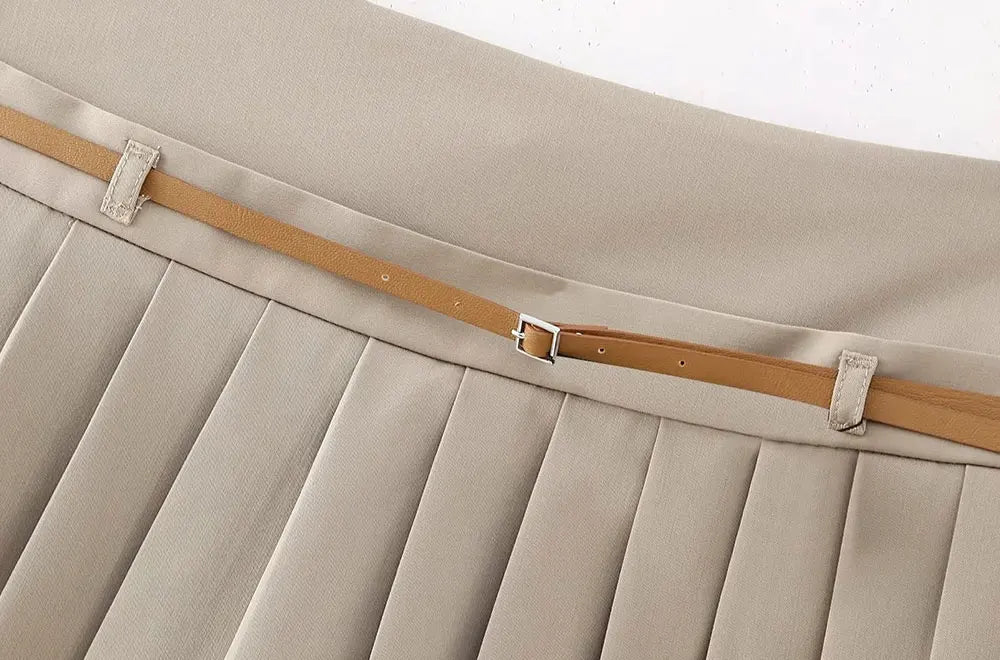 Levoire | Robe À Coutures Élégantes Pour Des Tenues Stylées