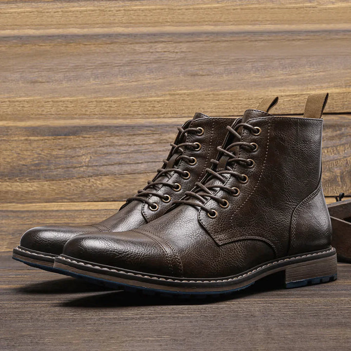 Levoire | Bottes en cuir à la couture moderne