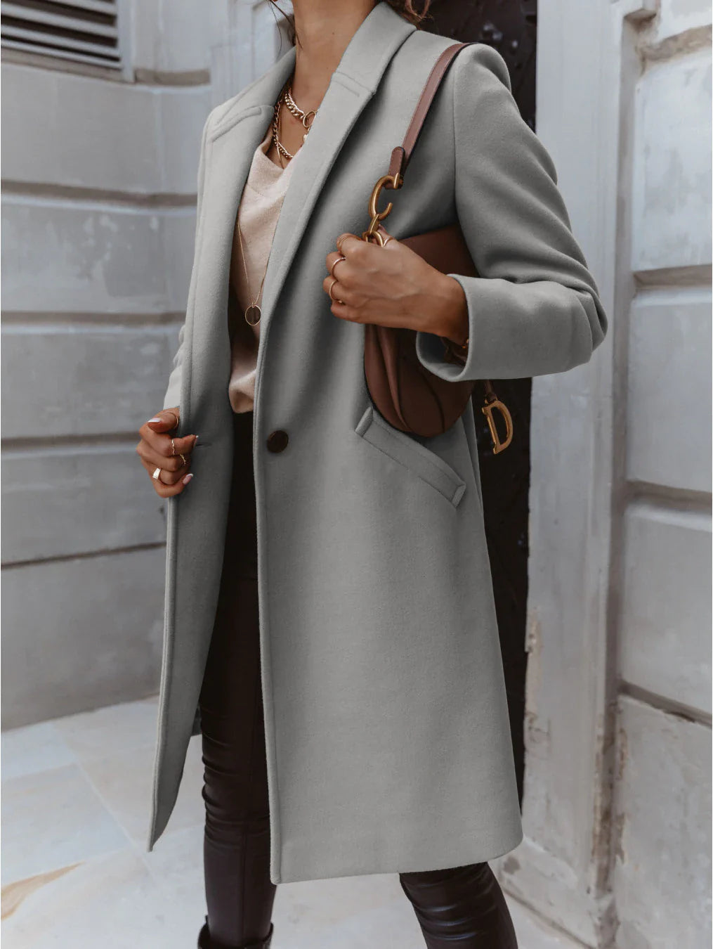 Levoire Long Manteau avec Revers et Bouton