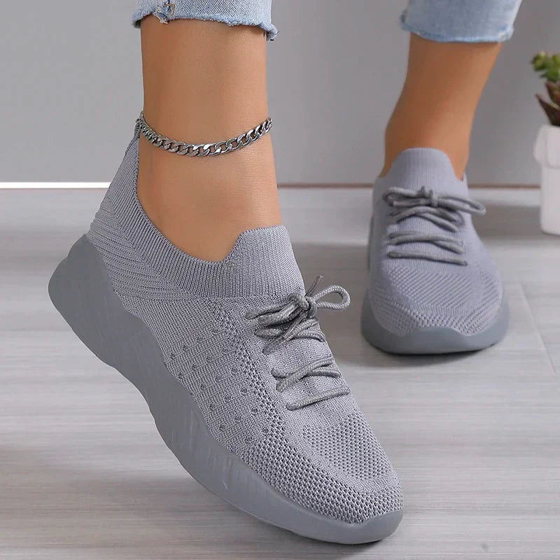 Levoire | Lightweight And Breathable Running Shoes With Flexible Sole Gris