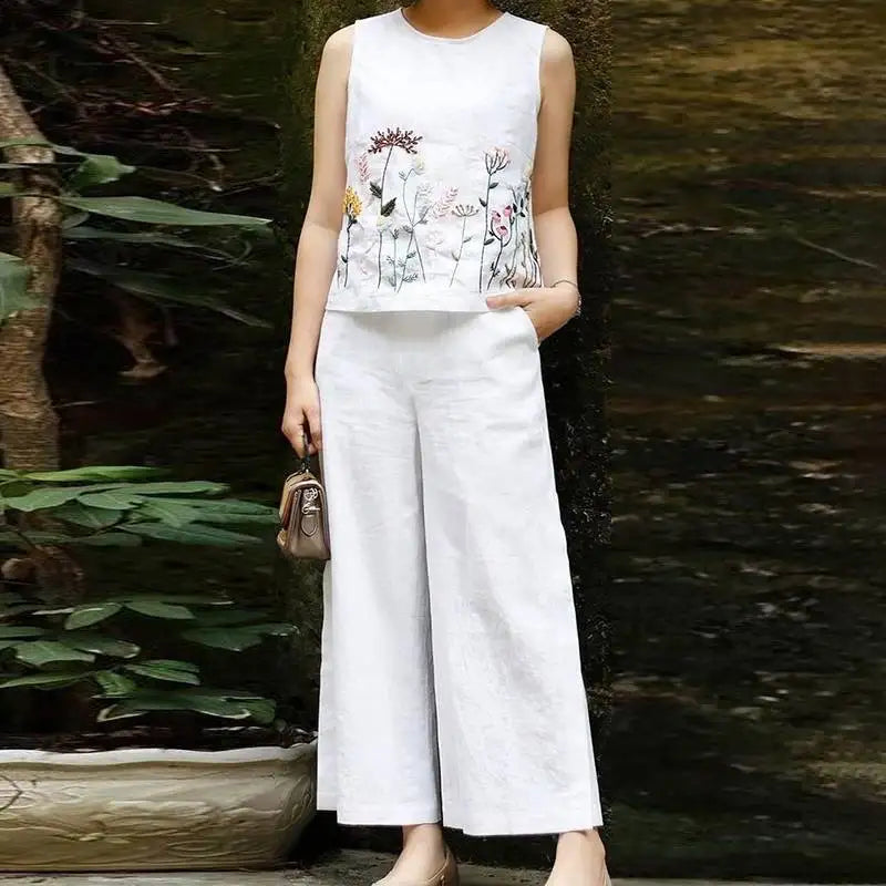 Levoire | Ensemble Assorti Avec Des Fleurs Blanc
