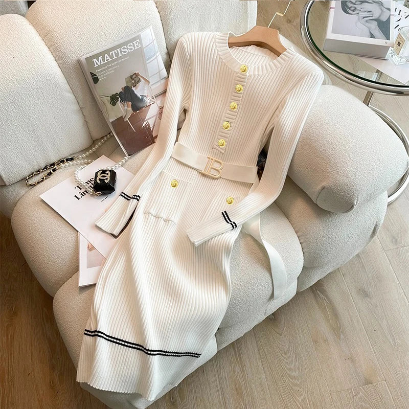 Levoire | Robe Tricotée Avec Ceinture Et Boutons Blanc Taille Unique