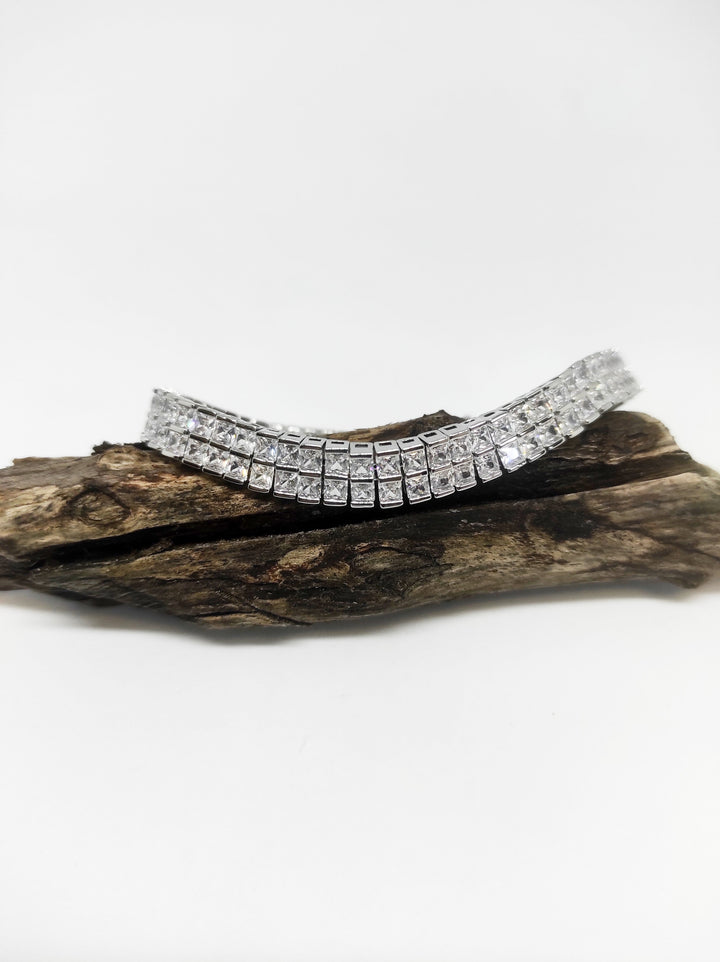 Levoire | Mathilde en zirconium plaqué rhodium orné de cristaux Scintillants - Livraison Offerte