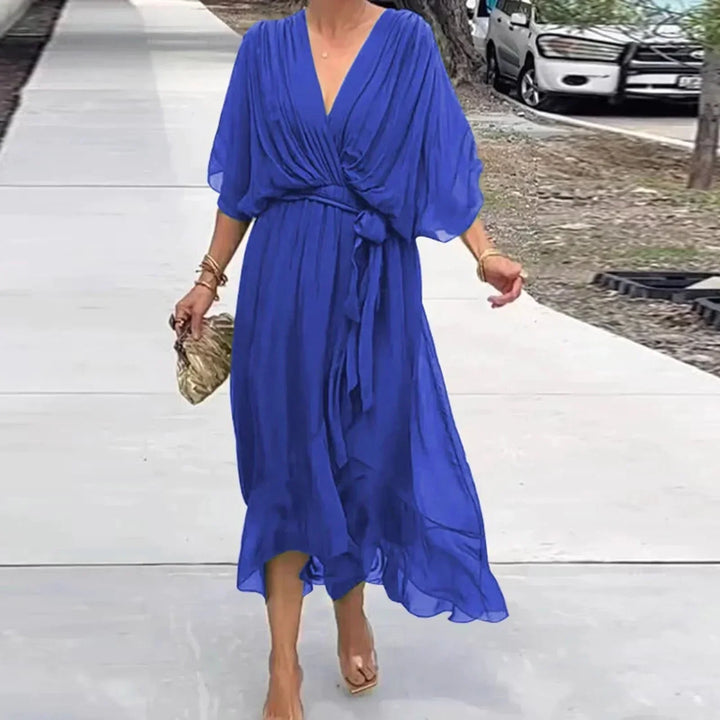 Levoire | Élégante Robe D'Été Avec Décolleté En V Bleu foncé